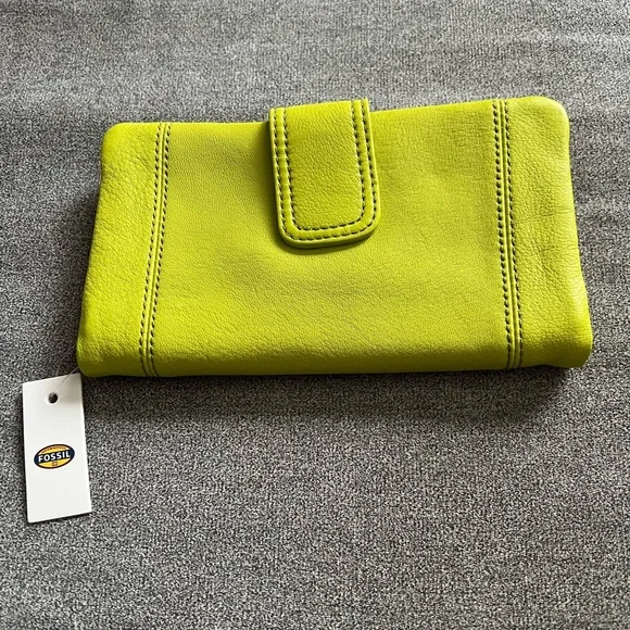 Fossil Emma Clutch in stunning Lime Color - Picture 10 of 16